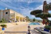373m² Villa mit 5 SZ, Terrassen, Pool & 2 Carports zu kaufen