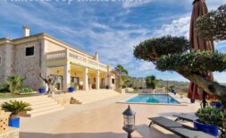 Superschöne Villa im Finca-Stil mit Weitblick