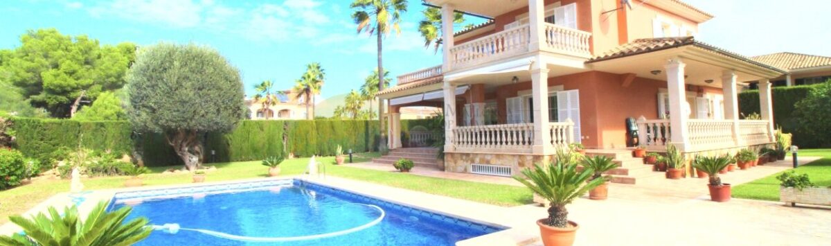 Bild zum Objekt: 500m² Villa mit 4 SZ, 4 Bädern, Garage und Pool zu kaufen