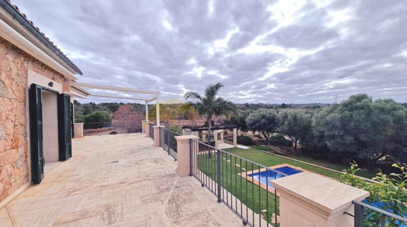 Finca mit Pool in Son Gual