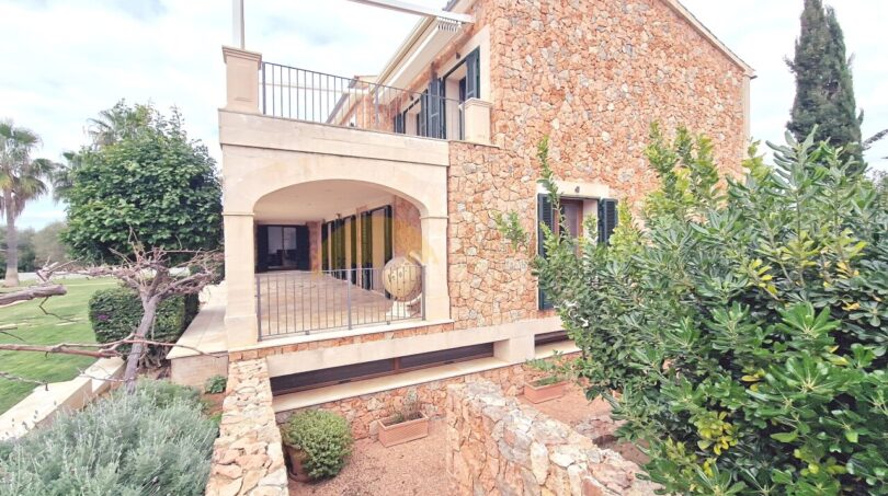 Finca mit Pool in Son Gual