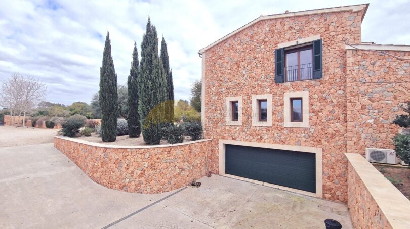 Finca mit Pool in Son Gual