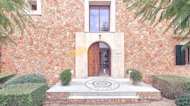 Finca mit Pool in Son Gual