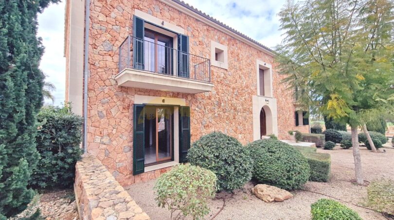 Finca mit Pool in Son Gual