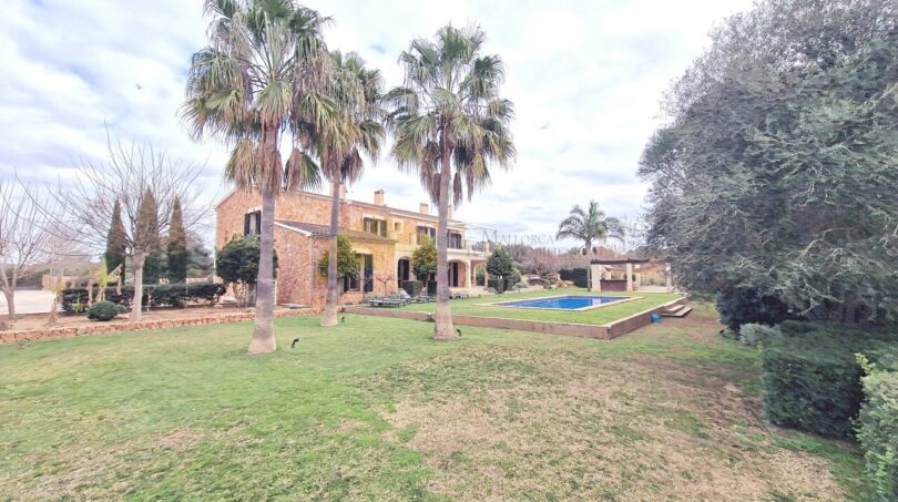 Finca mit Pool in Son Gual