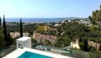 Pool mit Meerblick