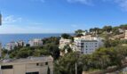 Terrasse mit Blick auf das Meer