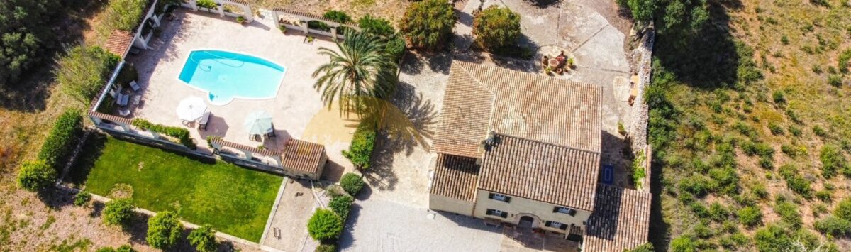 Bild zum Objekt: Finca mit 5 Zimmern, 4 Bädern und Salzwasserpool zu kaufen