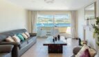 Wohnzimmer mit Blick auf das Meer