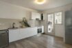 Piso de 132m² con tienda de 172m², 3 dormitorios y 2 baños en venta