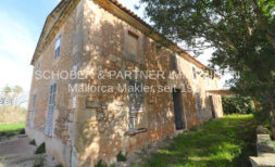 A rough diamond waiting to be cut - old country estate/finca on the outskirts of Manacor