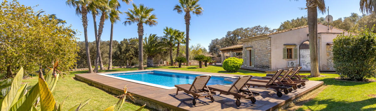 Bild zum Objekt: Finca mit Gästehaus, 5 Zimmern, V.-Lizenz & Pool zum Verkauf