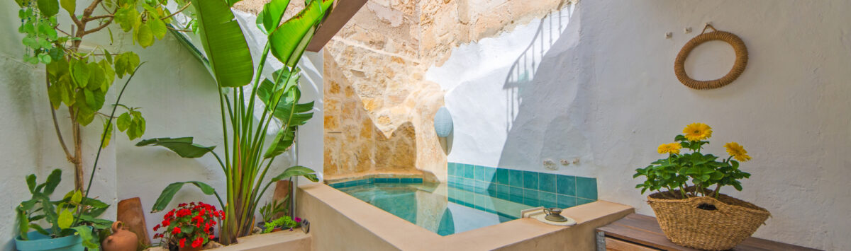 Bild zum Objekt: 81m² Stadthaus mit 3 Zimmern und Patio mit Pool zum Verkauf