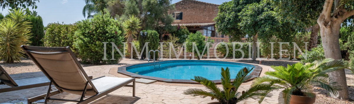 Bild zum Objekt: Landhaus mit 6 SZ, Gästestudio, Gästehaus & Pool zum Verkauf