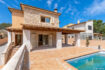 334m² Villa mit 4 Zimmern, 3 Bädern, Kamin und Pool zum Verkauf