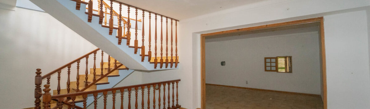 Bild zum Objekt: Stadthaus mit 3 SZ, Bad, Garten und Dachterrasse zum Verkauf