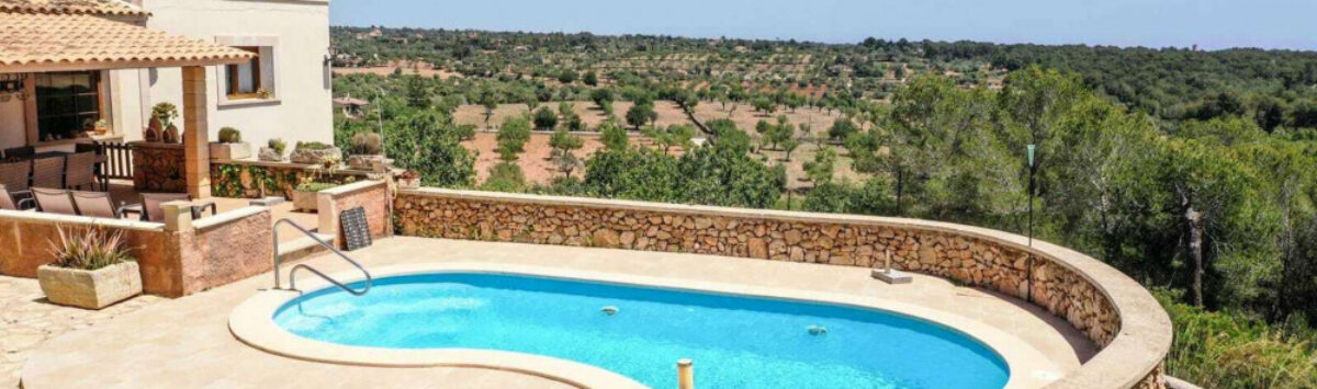 Bild zum Objekt: Finca mit 7 Zimmern, V.-Lizenz, Garten und Pool zum Verkauf