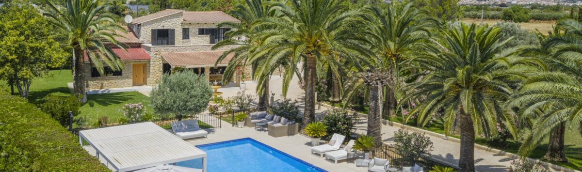 Bild zum Objekt: Finca mit 8 SZ, 6 Bädern, Pool und 2 Gästehäusern zu kaufen