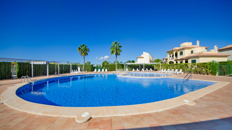Piscina comunitaria
