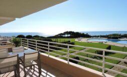 Traum am Meer mit Poollandschaft in ruhiger Lage, priv. Garage