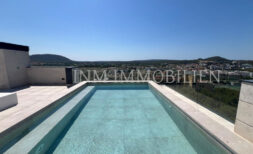 Luxuriöse Neubau Penthouse Wohnung in Santa Ponsa mit privatem Pool zur Langzeitmiete