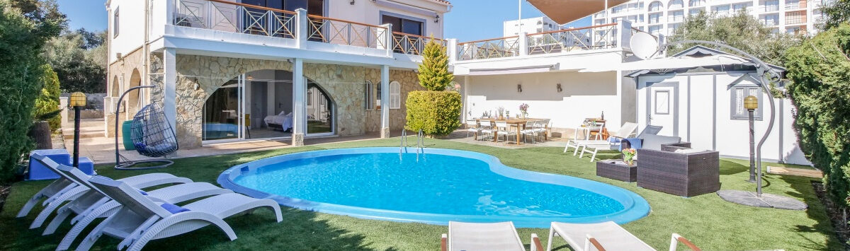Bild zum Objekt: 260m² EFH mit 7 Zimmern, V.-Lizenz und Pool zum Verkauf