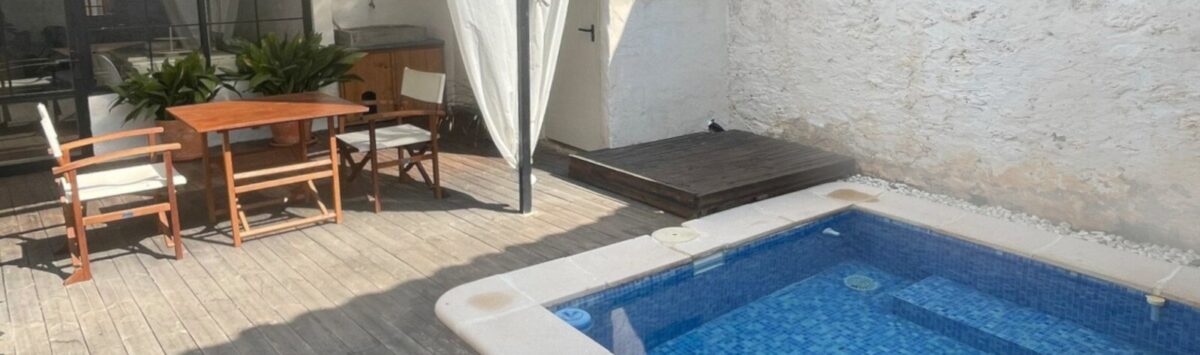 Bild zum Objekt: 351m² Stadthaus mit 5 Zimmern, 2 Bädern und Pool zu kaufen