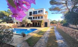 Chalet with sea view - Sa Punta Portocolom, sep. studio