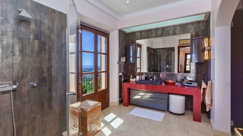 Bildschirmfoto -- um ..