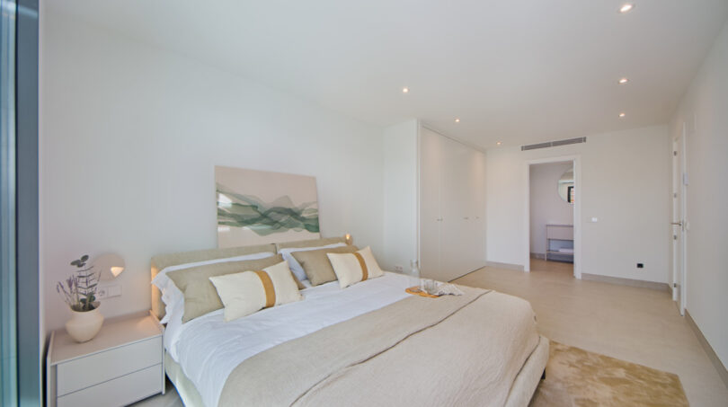 Master-Bedroom