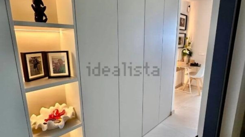 Einbauschrank