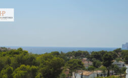 Modernisiertes Meerblick-Atico in Costa de la Calma – Stil, Komfort & Smart Living auf 28m²