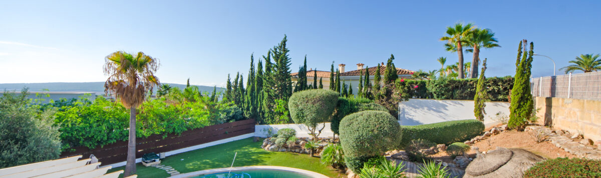 Bild zum Objekt: Möblierte Villa mit 8 Zimmern, Kamin und Pool zum Verkauf