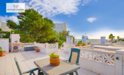 Meerblick-Wohnung mit 2 Schlafzimmern, Balkon, Dachterrasse in Gemeinschafts-Anlage