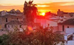 Attraktive Wohnung mit großer Dachterrasse mit Panoramaausblick