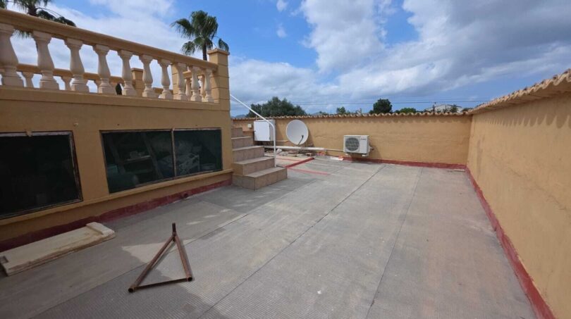 Roof terrace