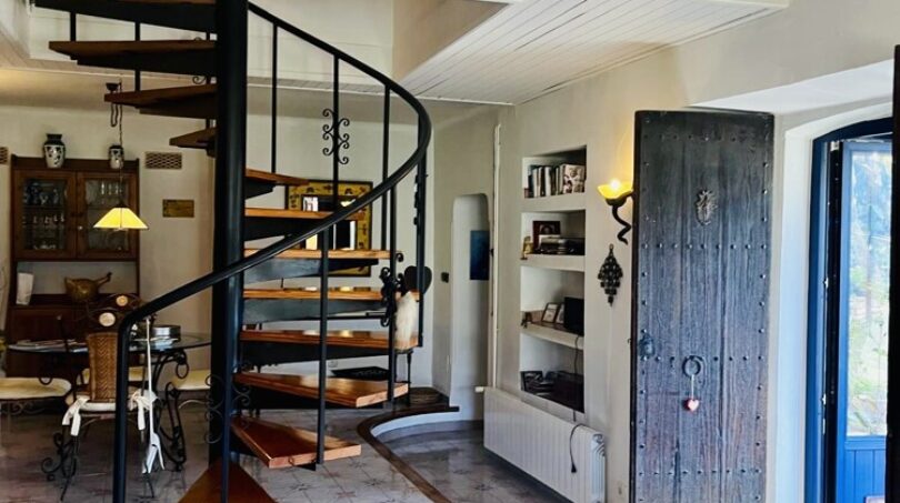 Entrance area