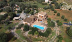 Idyllische Finca in Ses Salines: 327m², 2 SZ, 2 Bäder, Pool, Terrassen, Außenküche, Garage, Solar