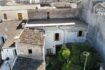 Haus mit 13 Zimmern, 2 Bädern und Dachterrasse zu kaufen