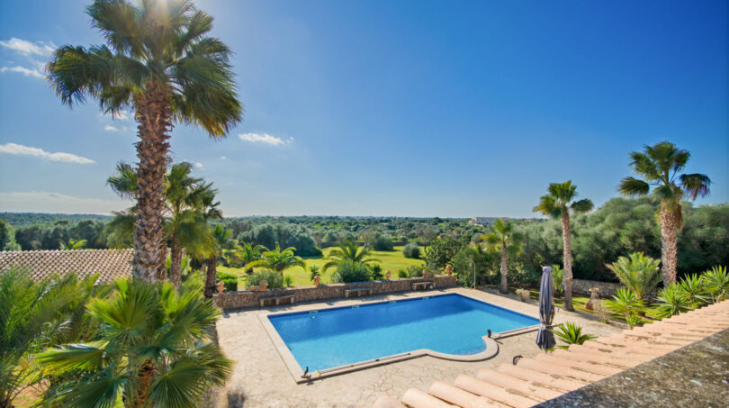 Pool und Aussicht
