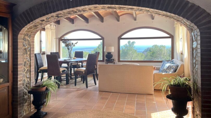 Wohnzimmer mit Blick