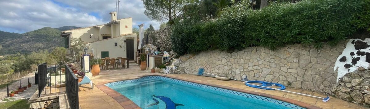 Bild zum Objekt: 100m² Haus mit 2 SZ, 2 Bädern, Dachterrasse & Pool zu kaufen