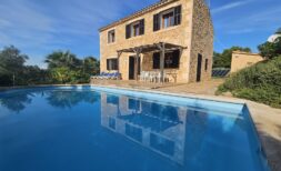 Hochwertige, moderne, energieefiziente Finca mit Pool und Weitblick (aktuelle Fotos folgen)