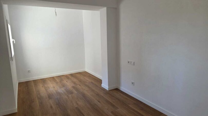 Schlafzimmer  1