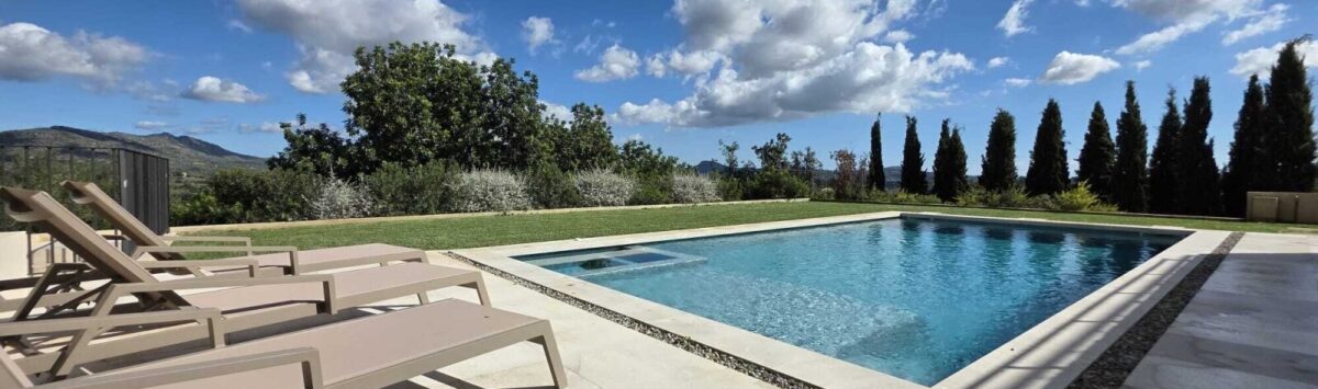 Bild zum Objekt: Finca mit 4 SZ, 4 Bädern, Pool und Garten zu kaufen; Neubau