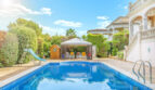 Luxusvilla Llucmajor: Großer Pool mit Wasserrutsche, Pavillon und mediterranem Garten