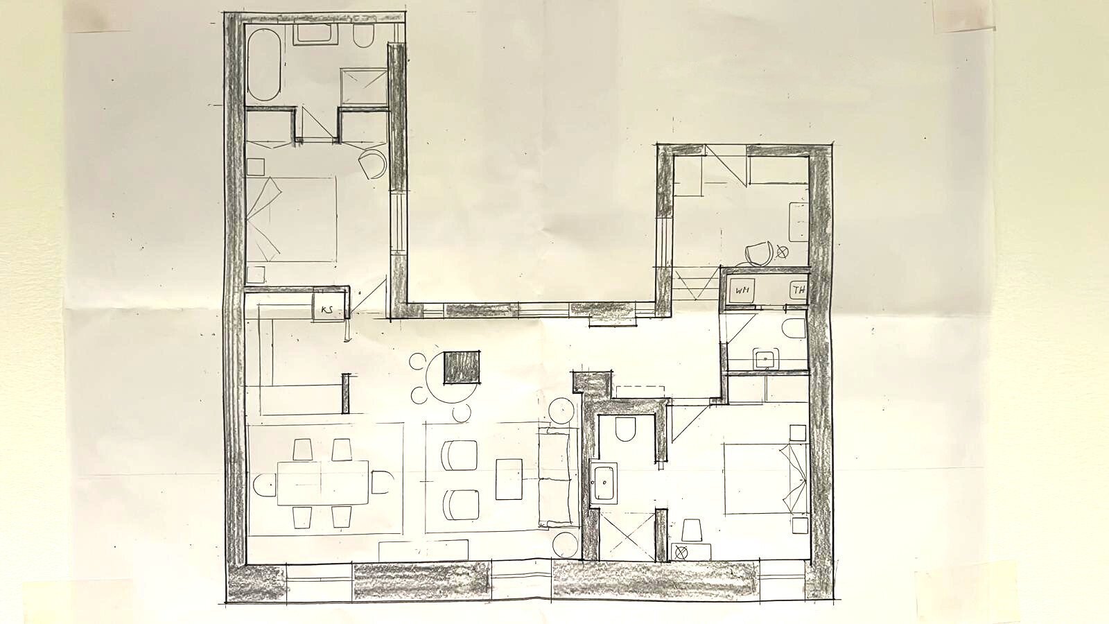 Intelligente Grundrissgestaltung mit fließenden Raumverbindungen und zentralem Innenhof