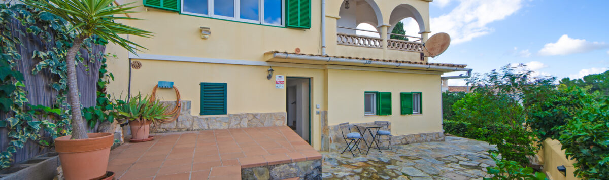 Bild zum Objekt: Möbl. Doppelhaushälfte mit 2 SZ, Terrasse & Garten zu kaufen