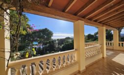 Luxuschalet in Costa de los Pinos, direkte Meeresnähe und Golfplatz