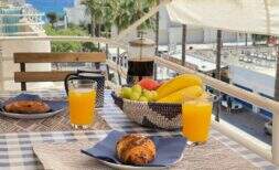 Toplage! Voll möblierte Wohnung mit 20 m² Balkon